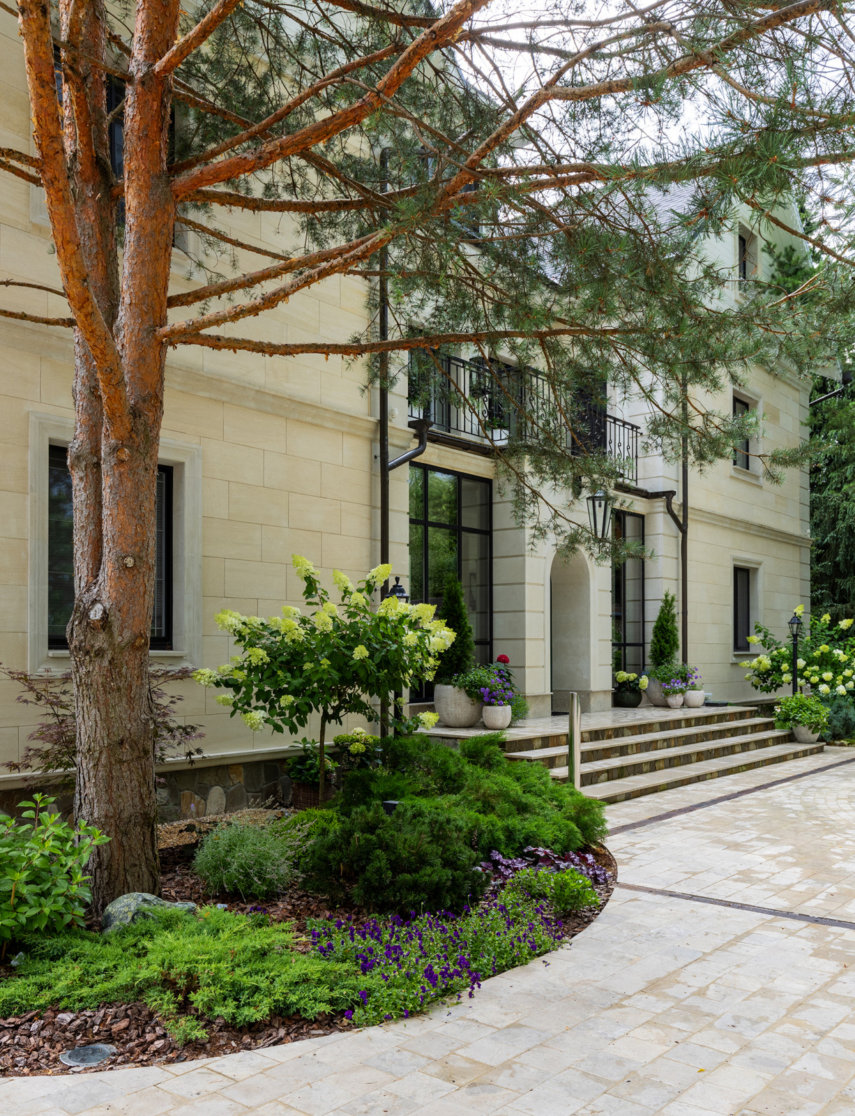 Проект: НИВА — Дом, наполненный историей