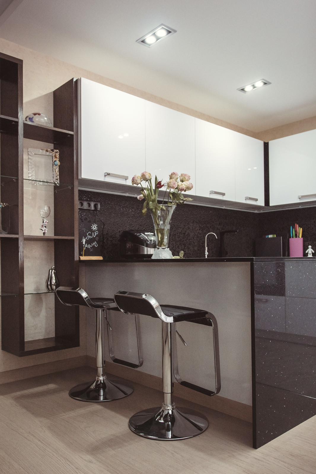 Кухня-гостиная в современном стиле