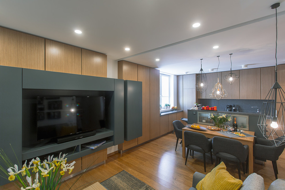 Обложка проекта: Clear Lines