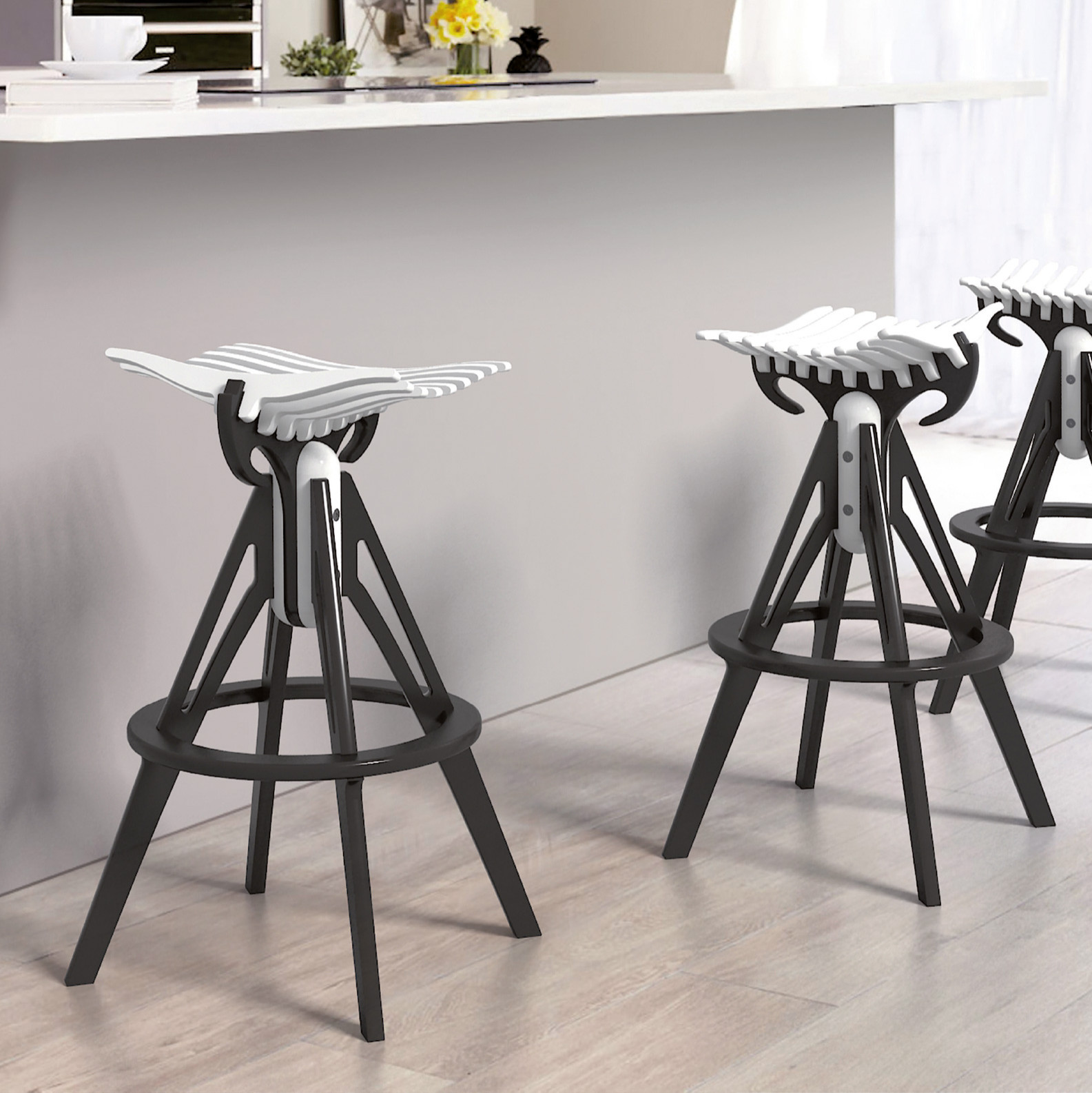 Обложка проекта: дизайнерский стул BullStool