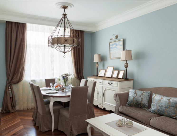 Светильники над столом