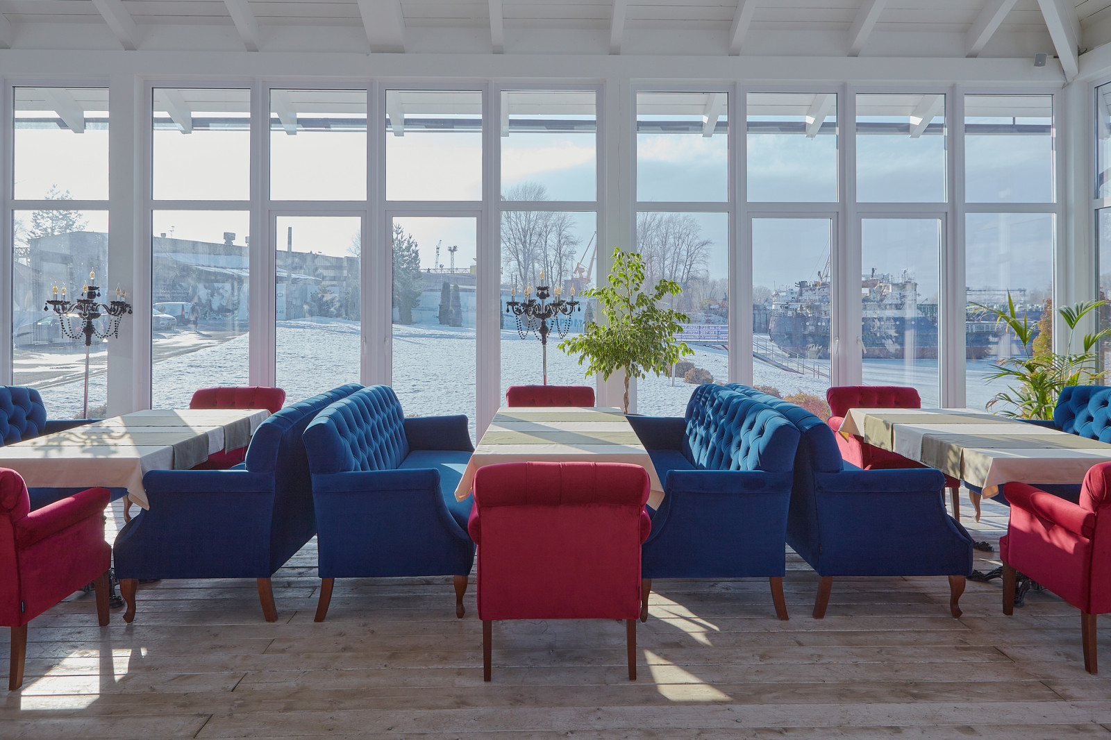 Обложка проекта: Яхт-клуб "Ласточка", ресторан