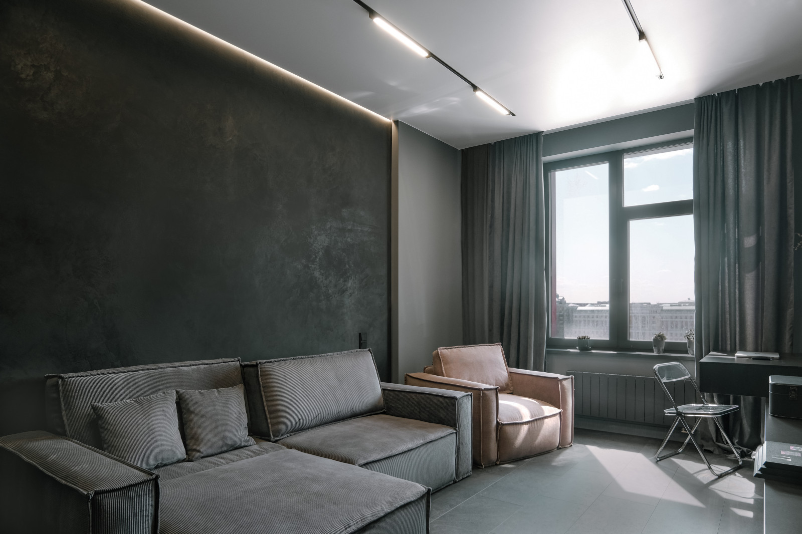 Двушка на набережной