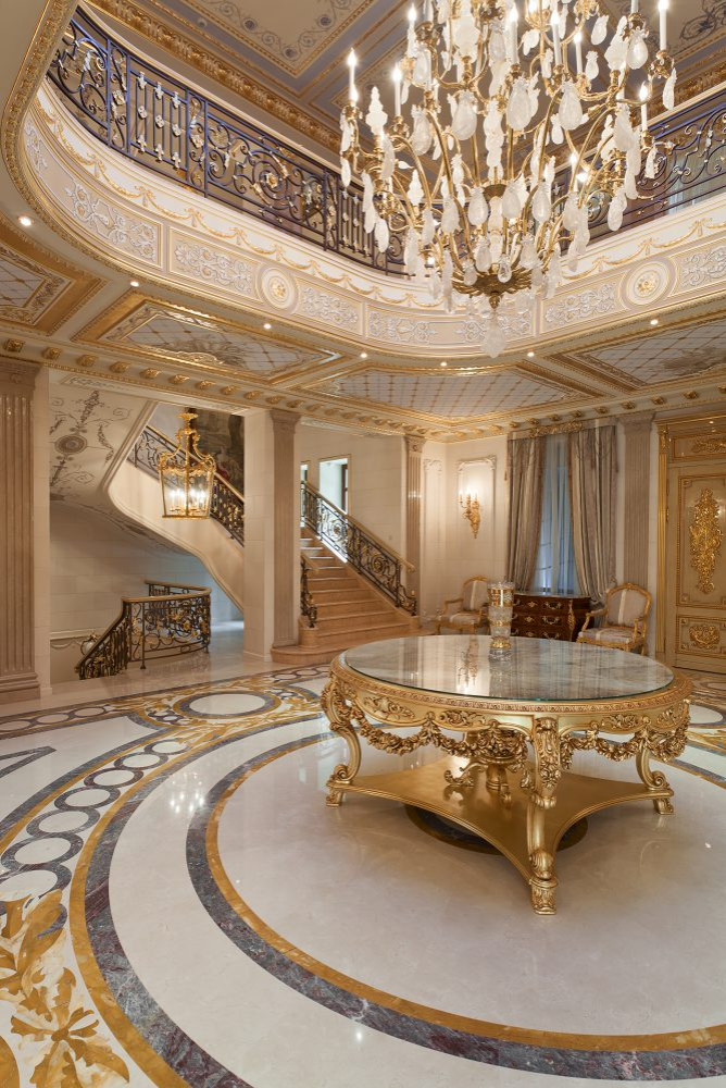 Обложка проекта: Главный холл загородного дома