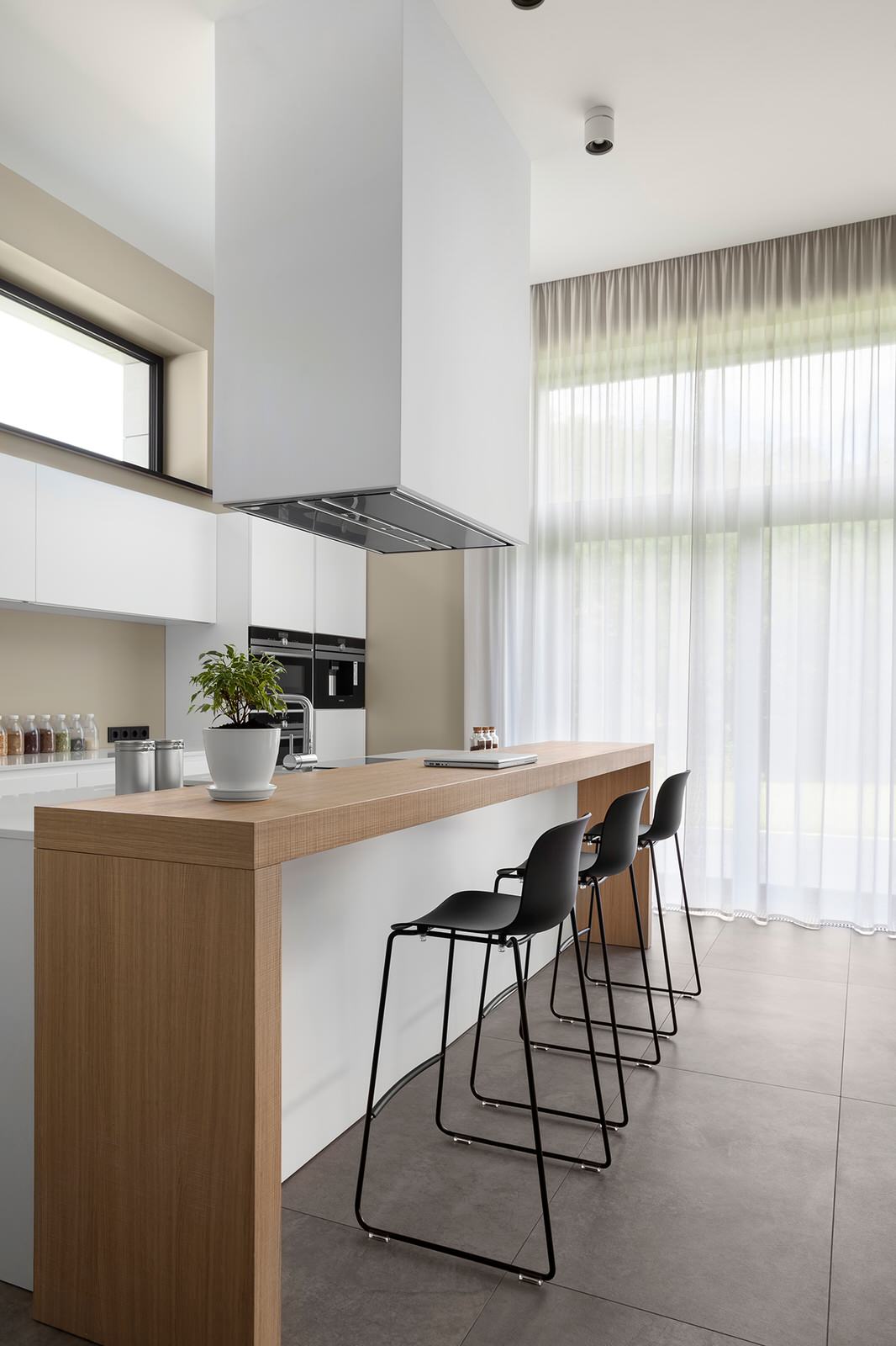 Интерьер дома в селе Новые Безрадичи