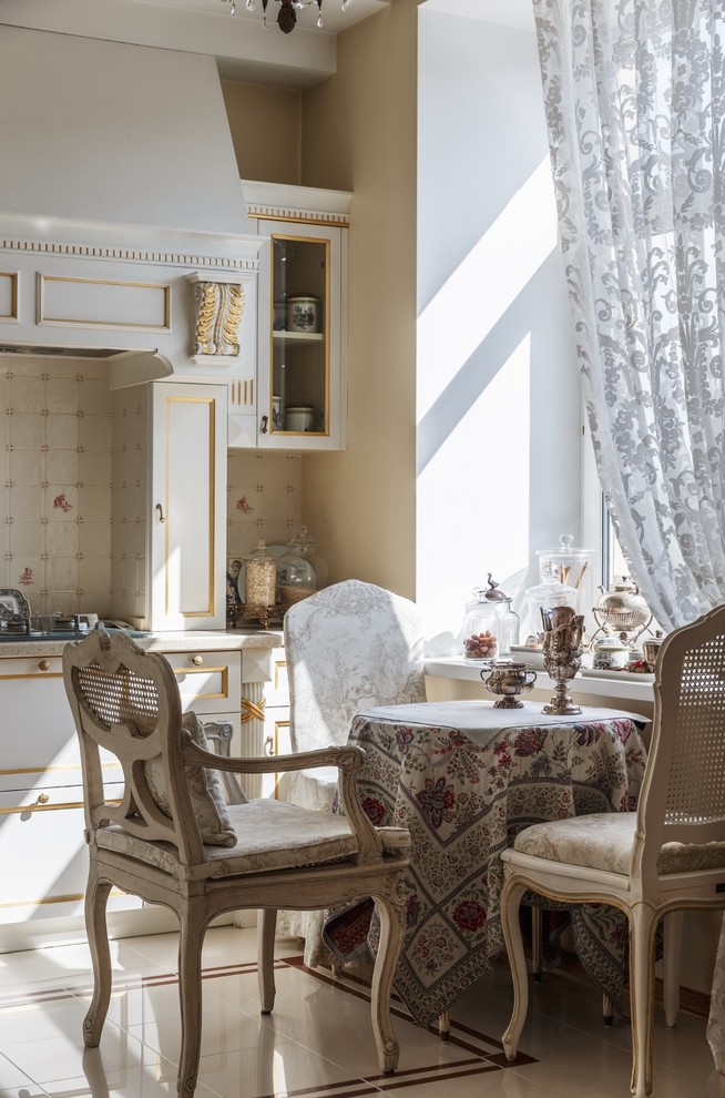 Классический интерьер