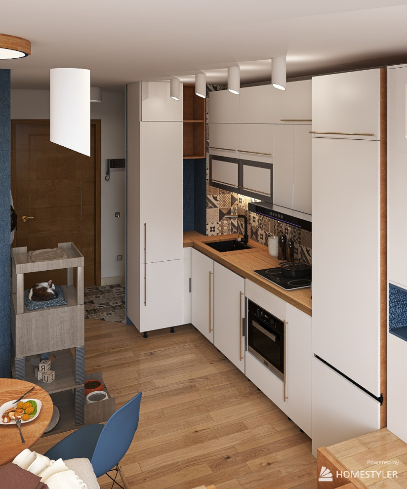 Квартира-студия с кроватью на подиуме для семейной пары