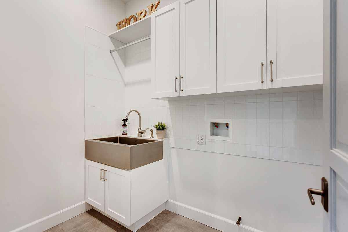 Студио Сити - Лос Анджелес. Дом и дизайн в средиземноморском стиле.