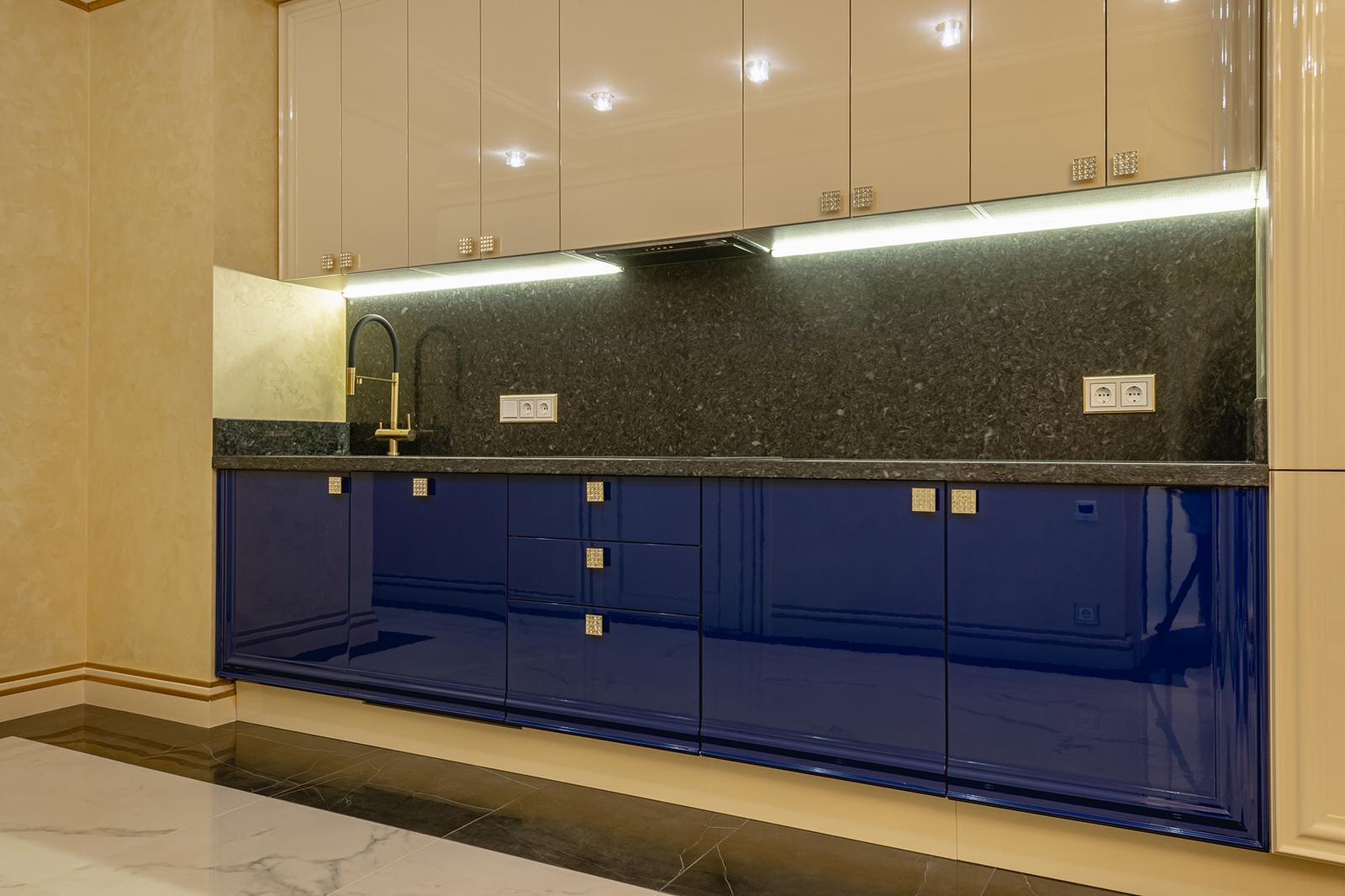 ЖК ЗАЗЕРКАЛЬЕ 407