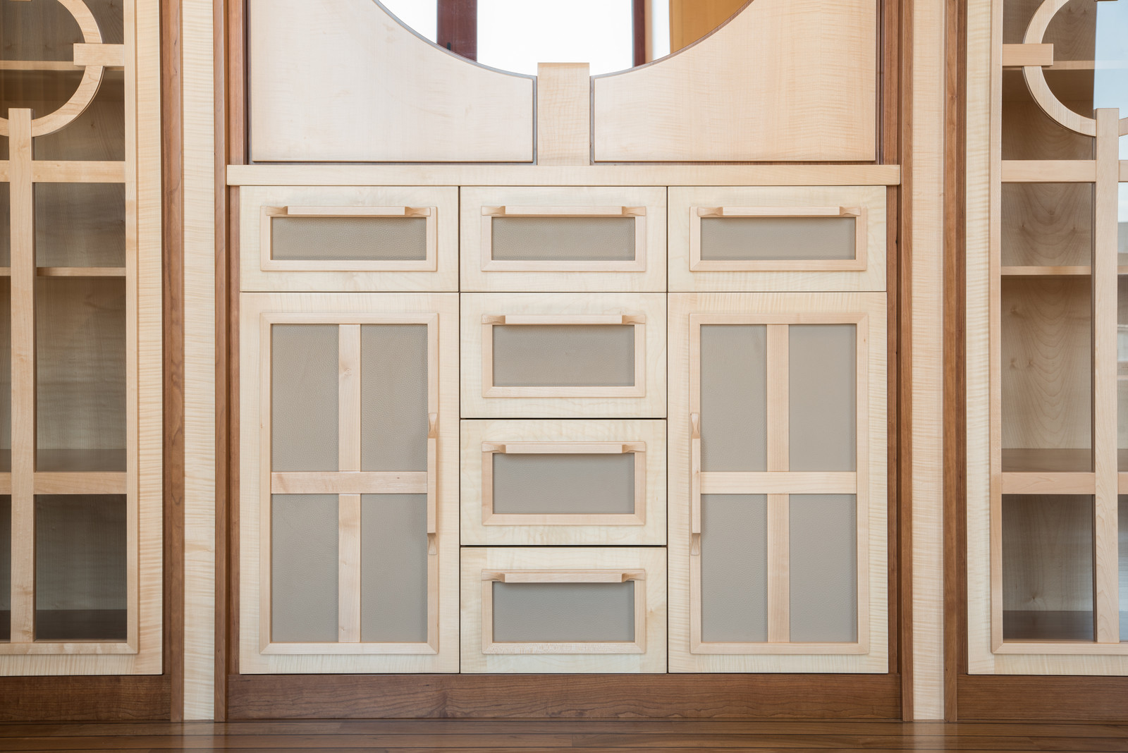 Яхтенный стиль. Элитная мебель