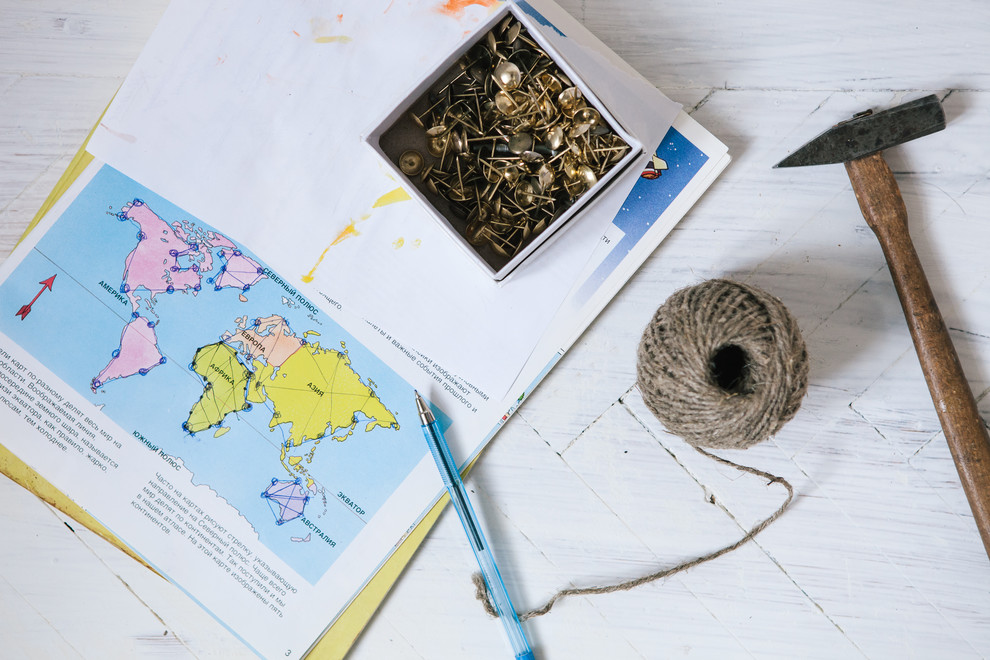 DIY: Карта мира — настенный декор своими руками
