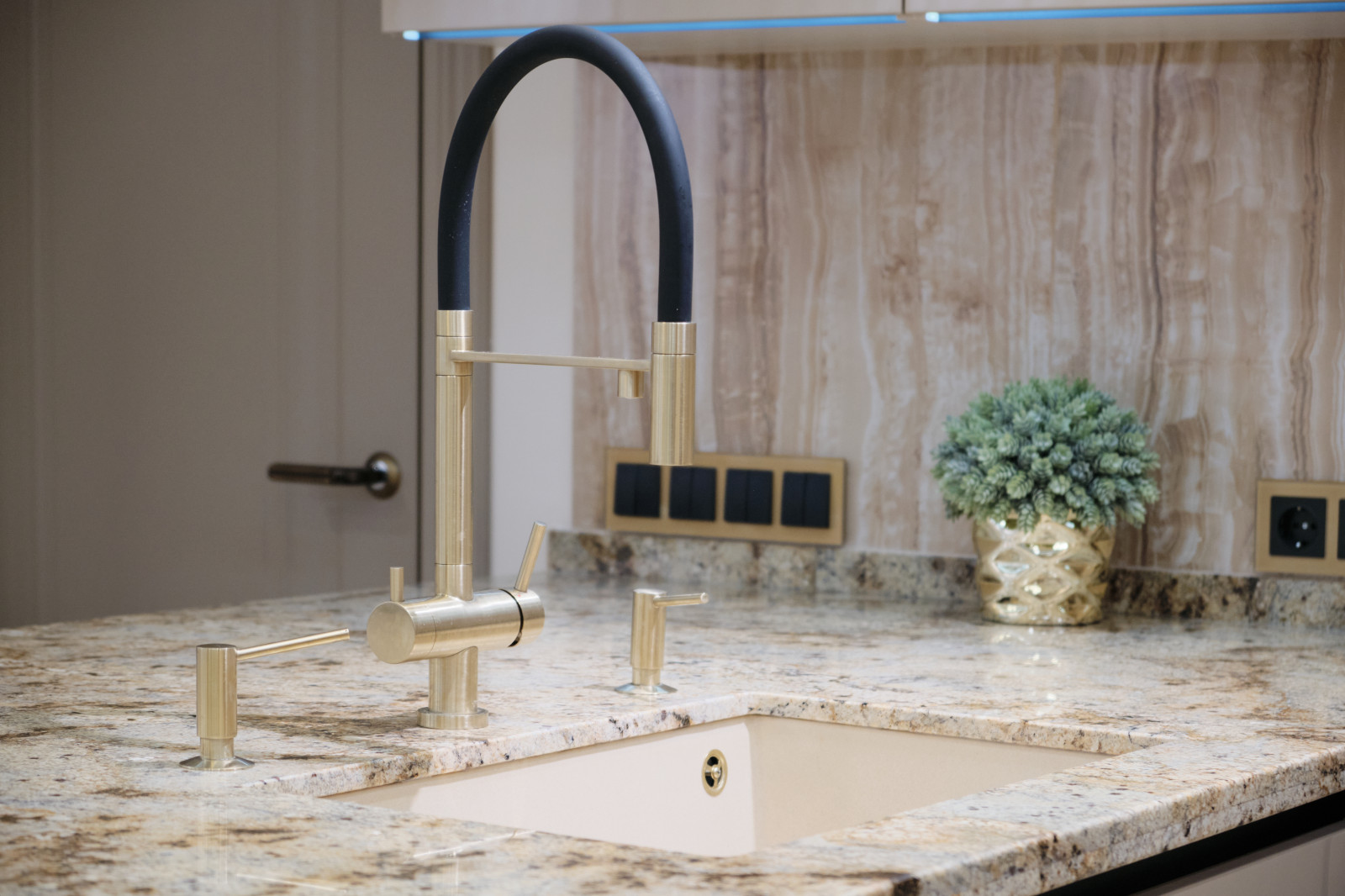 ЖК "Аура" Таунхаус у залива Ангары