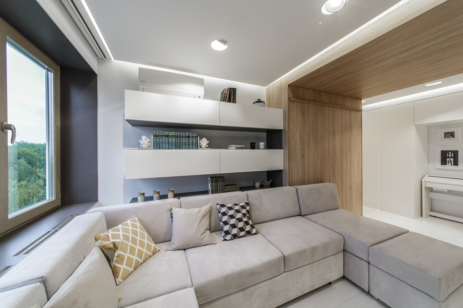 Гостиная с порталом