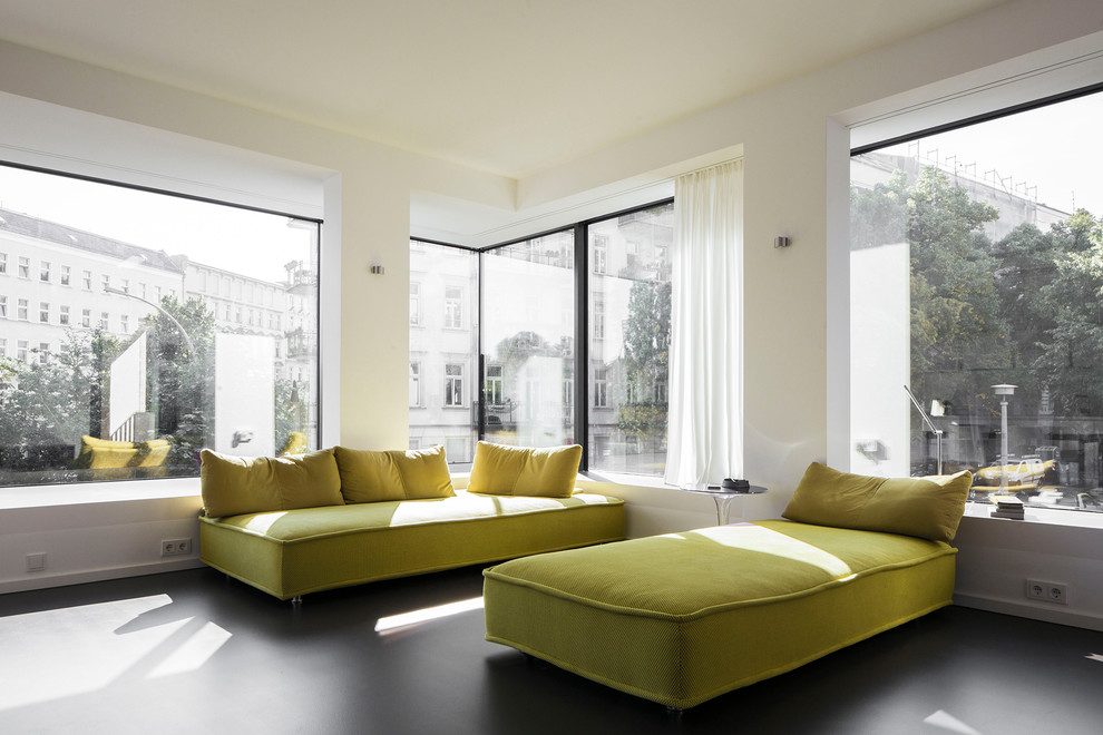 Студия в Берлине