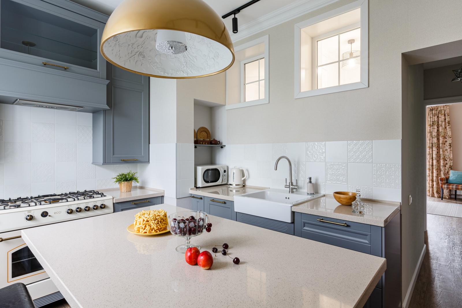 В гостях: Квартира в Казани, где встречают чак-чаком