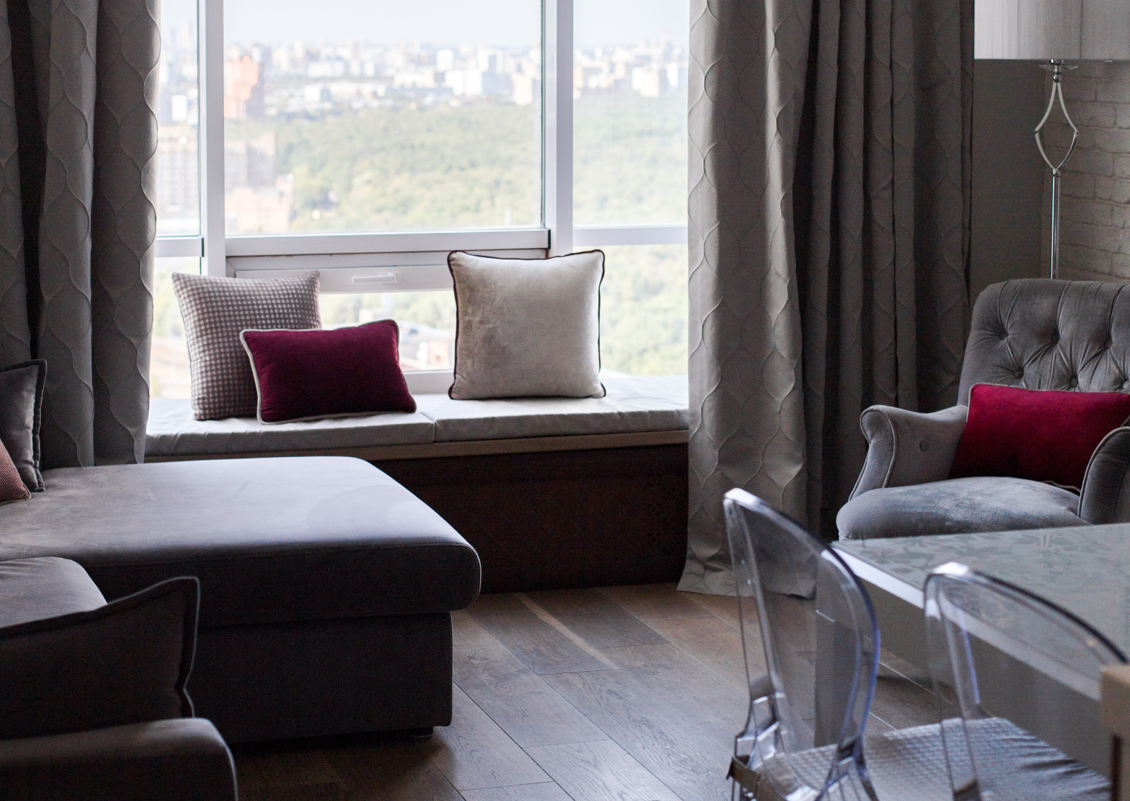 Оформление зоны кухни-гостиной-столовой для Анфисы Чеховой