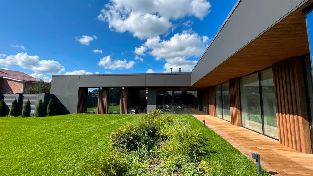 Дом в п. Благовещенка