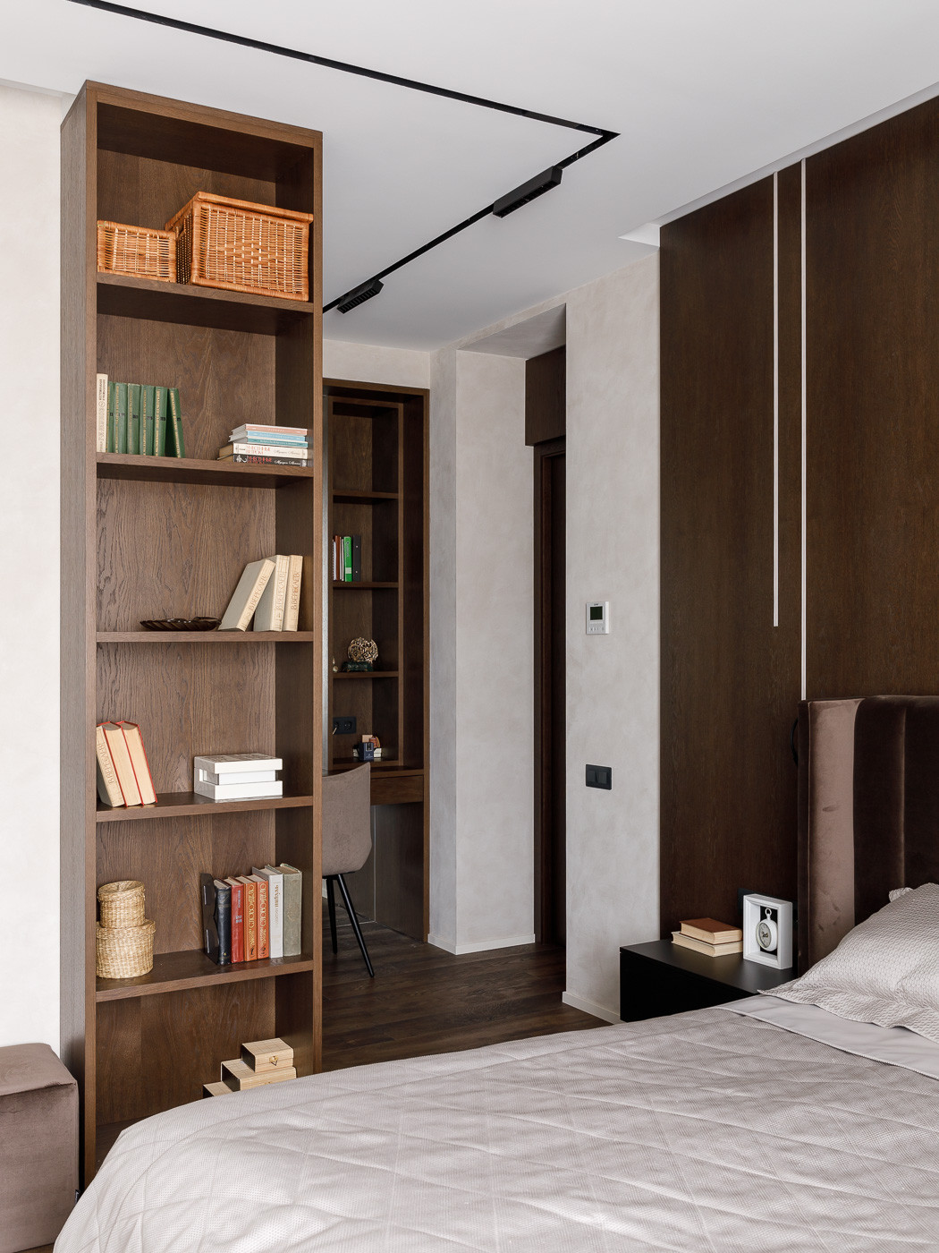 Реализованная квартира в современной стиле на 4-ой Советской - 166 м2