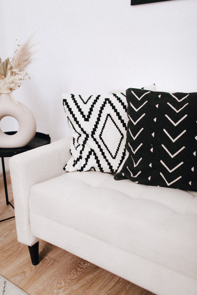 Черно-белая гостиная