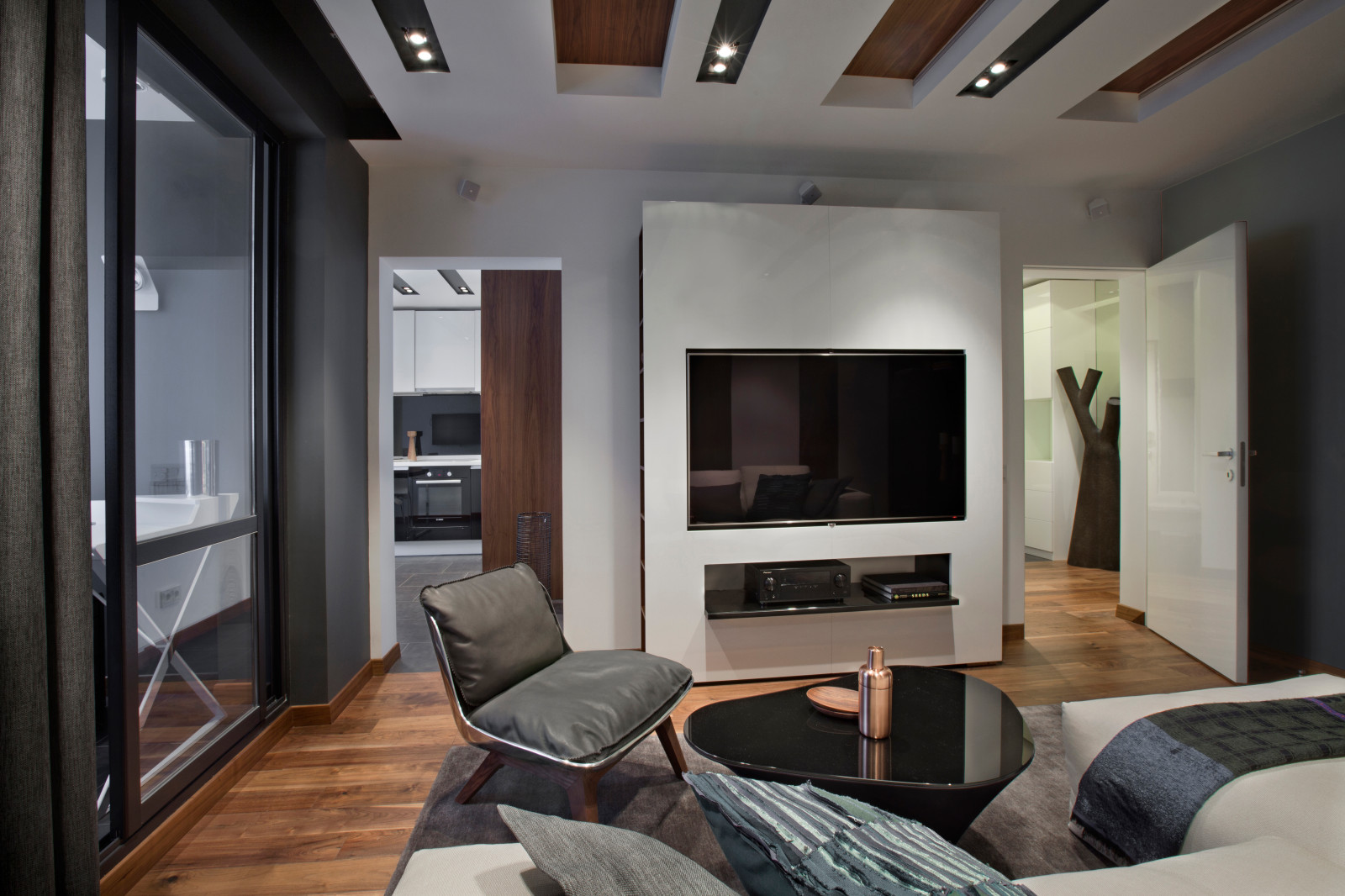 Houzz тур: Двушка для холостяка в доме планировки П-44Т