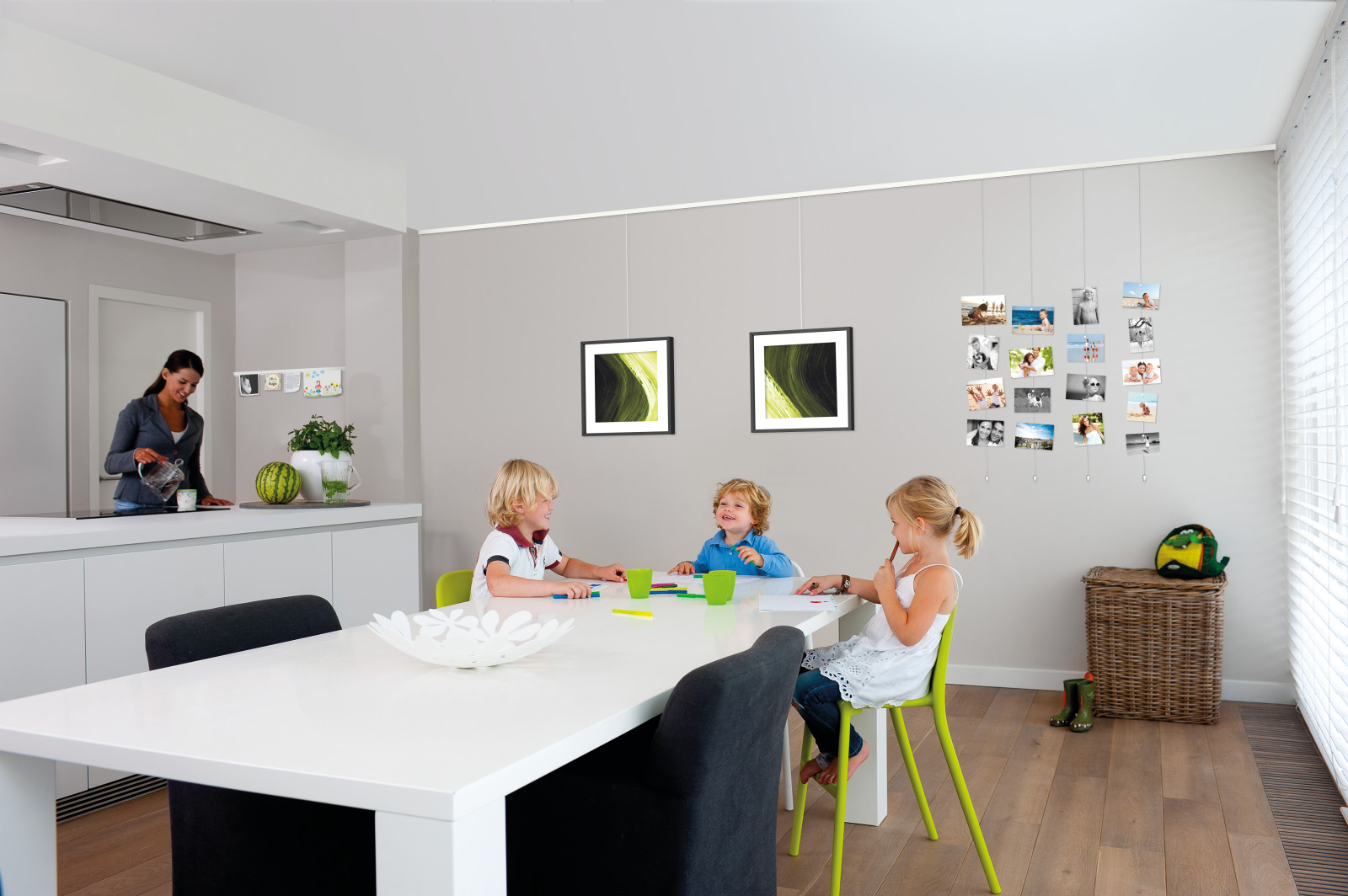 Подвесные системы для картин в интерьере