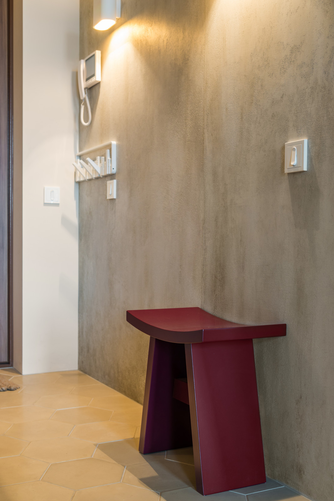 В гостях: Квартира в бетоне рядом с Таврическим садом