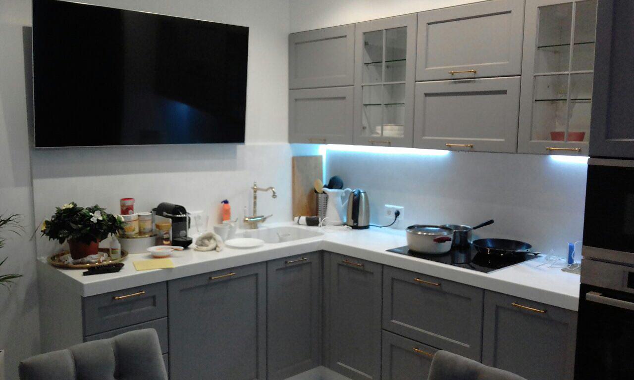 Обложка проекта: Неоклассика в сером