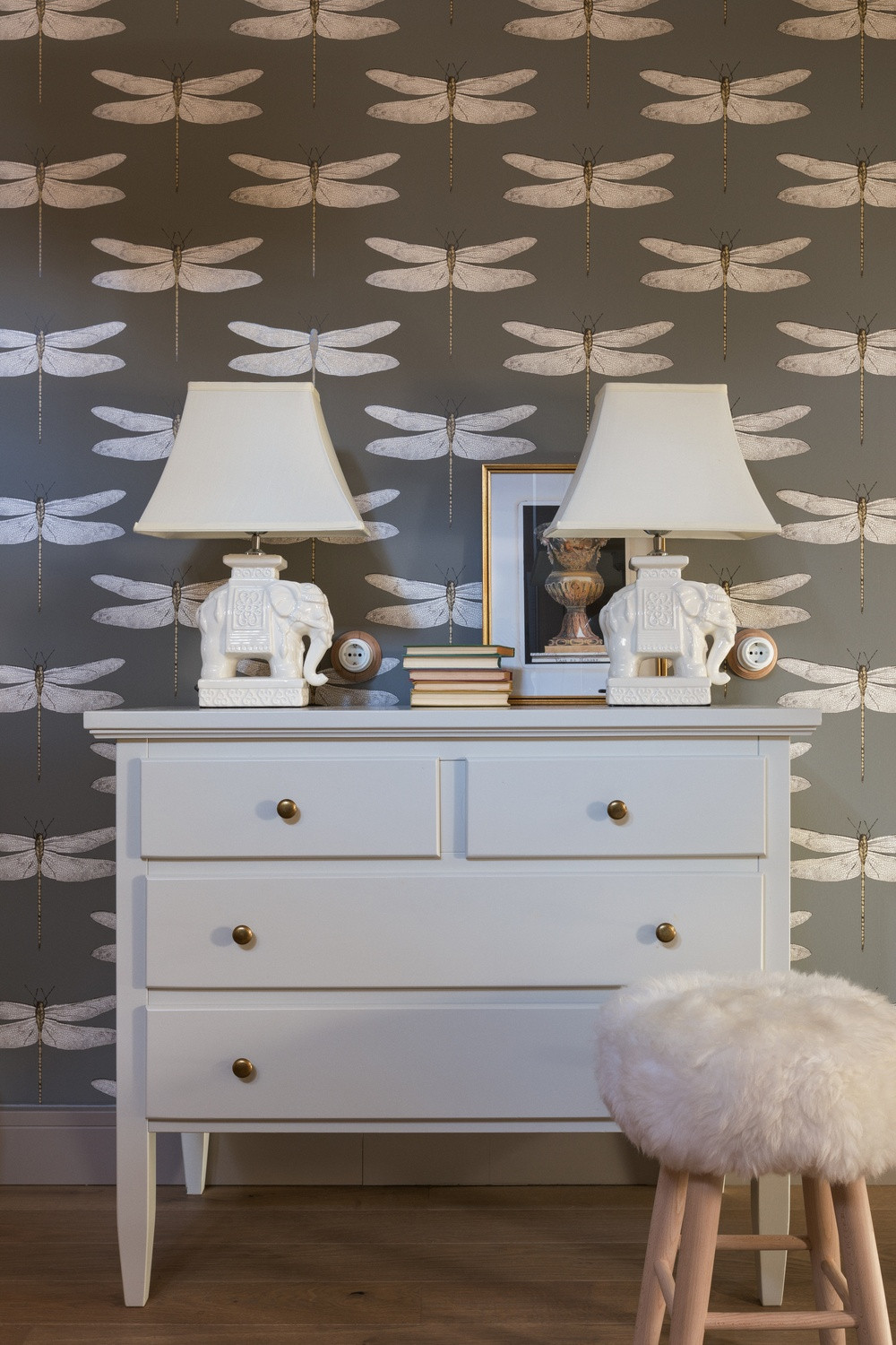 Дом в соснах