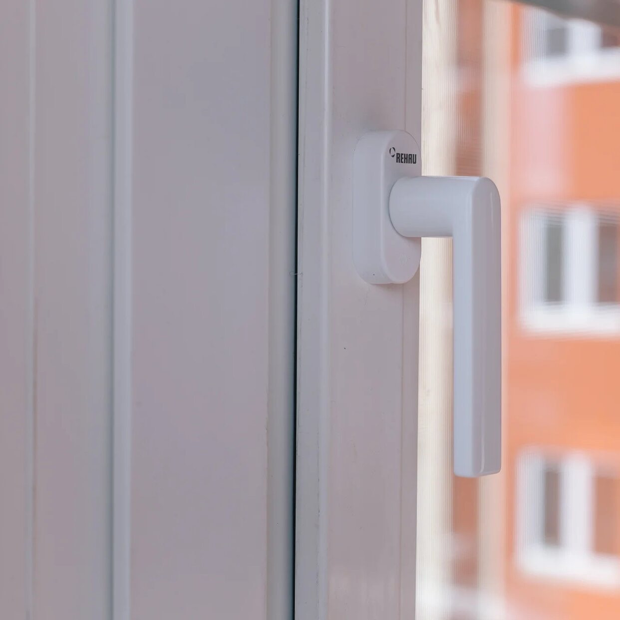 Остекление Балконов и лоджий с отделкой