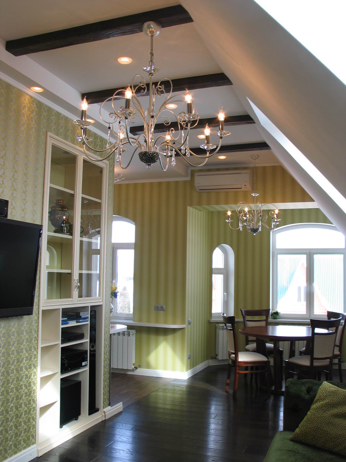 РЕКОНСТРУКЦИЯ МАНСАРДЫ В ЗАГОРОДНОМ ДОМЕ