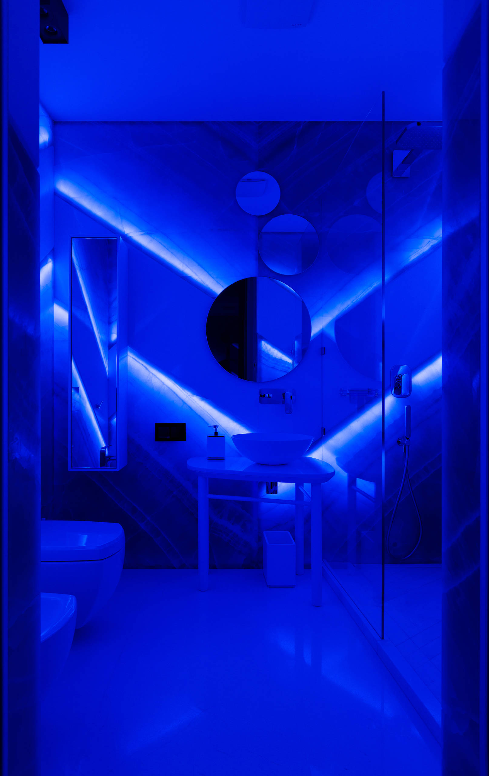 Houzz Украина: Квартира для семьи, которой наскучил бежевый