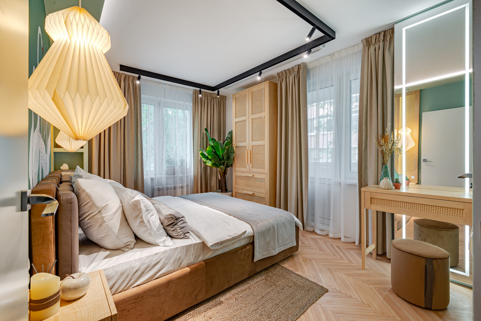 Обложка проекта: Спальня с журавлями