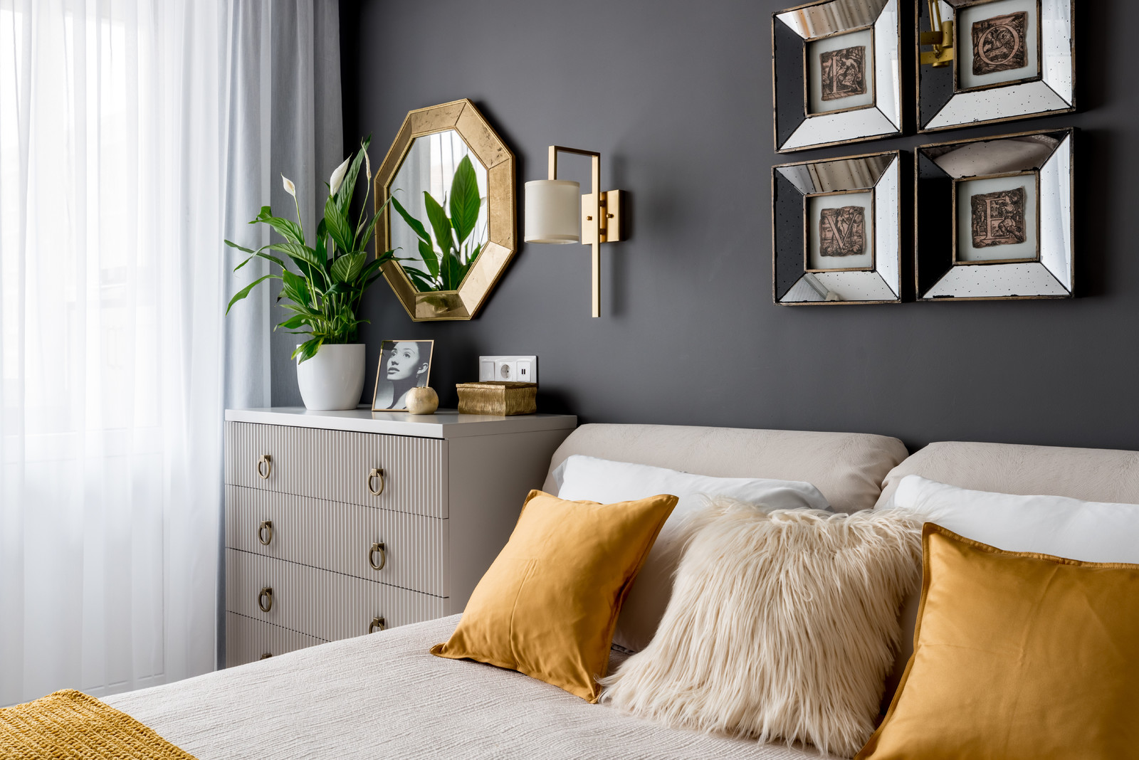 Зеркало King gold (производство в Москве)