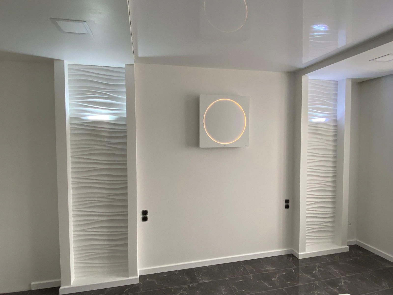 Обложка проекта: Спальня в белом тоне