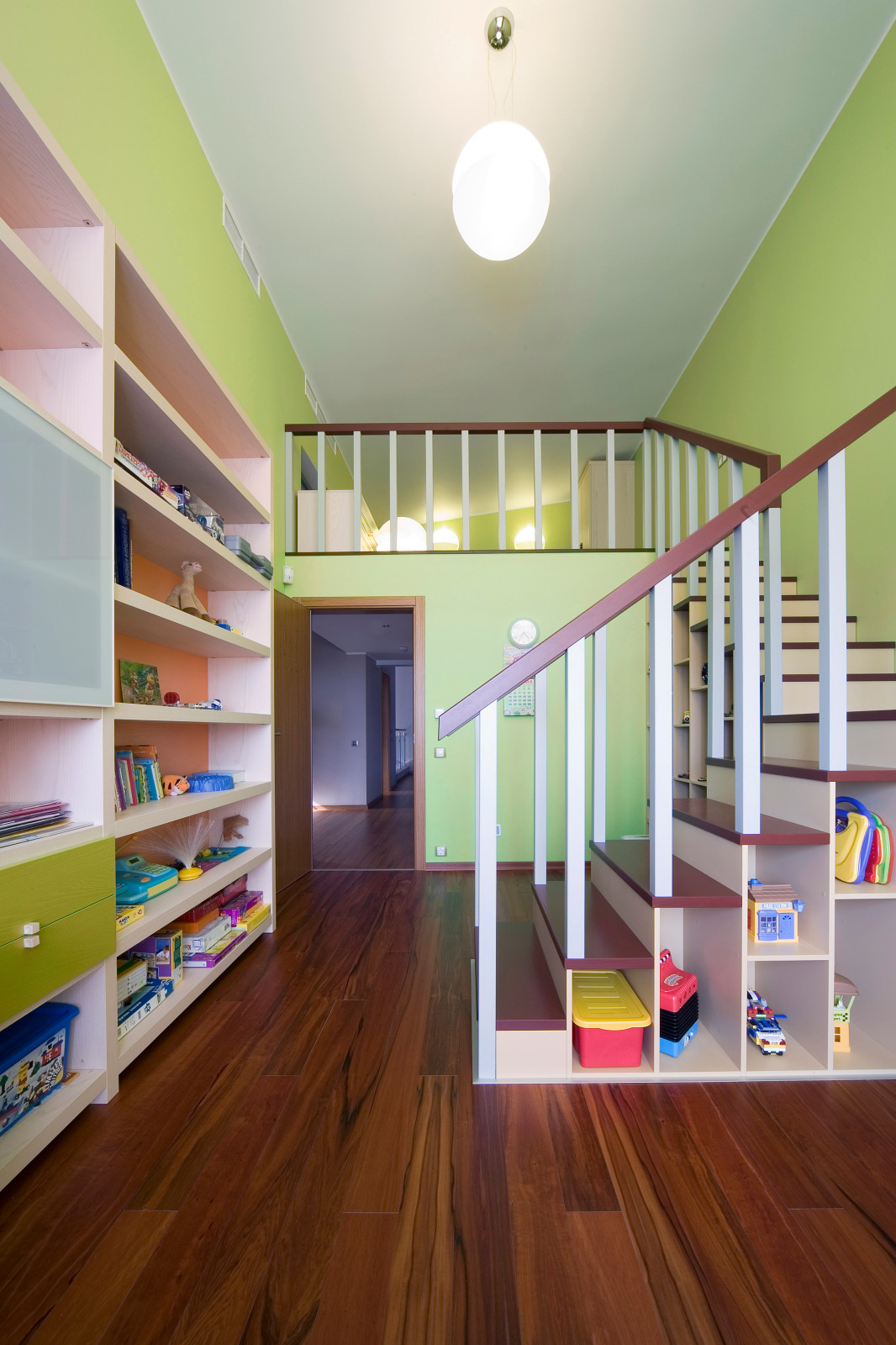 Таунхаус в Подмосковье - натуральные материалы и современный дизайн