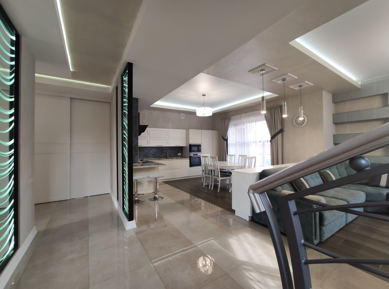 Дом для постоянных заказчиков