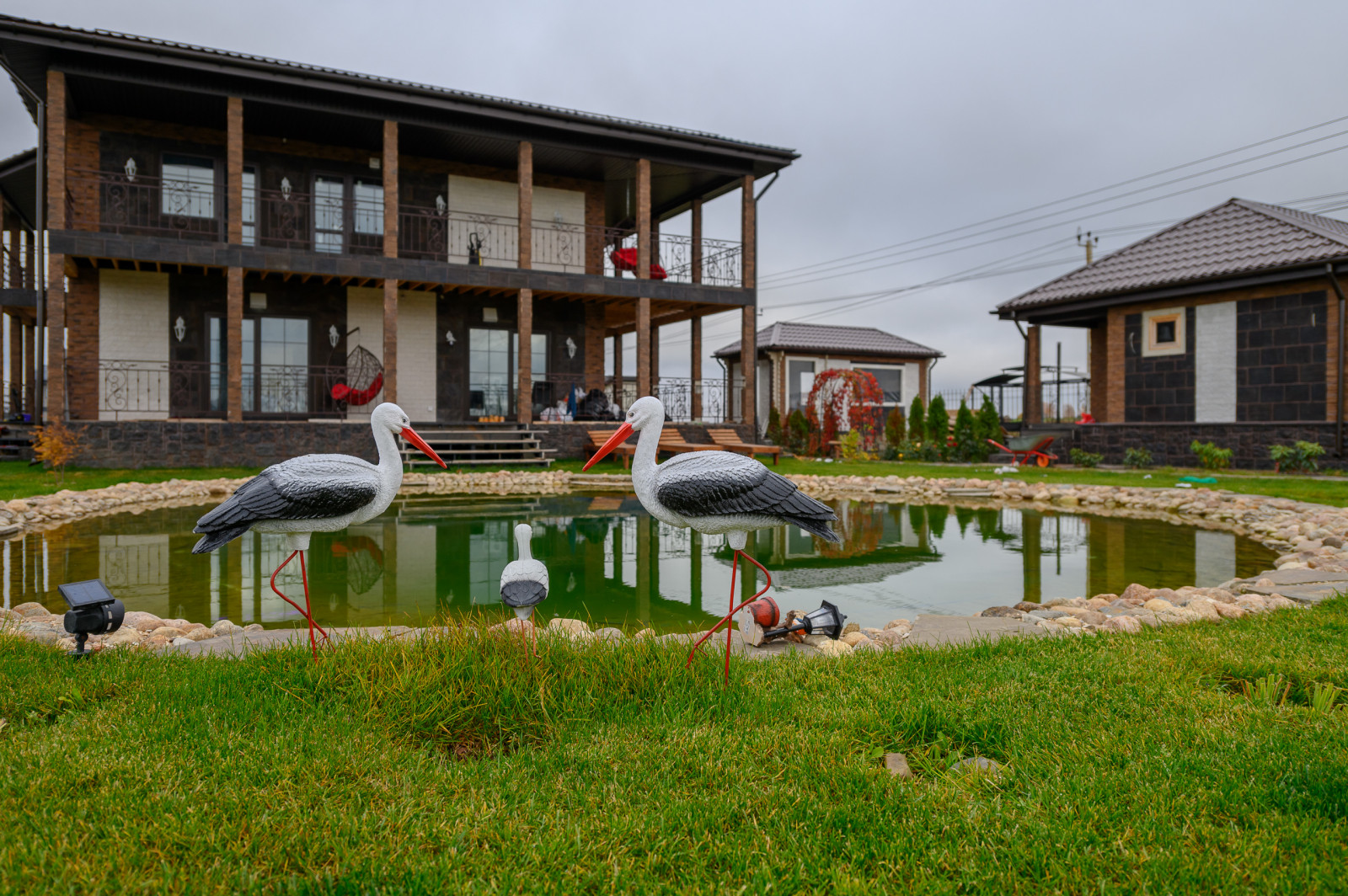 Ломоносовский район Санкт-Петербурга. Дом для семьи с шестью детьми.
