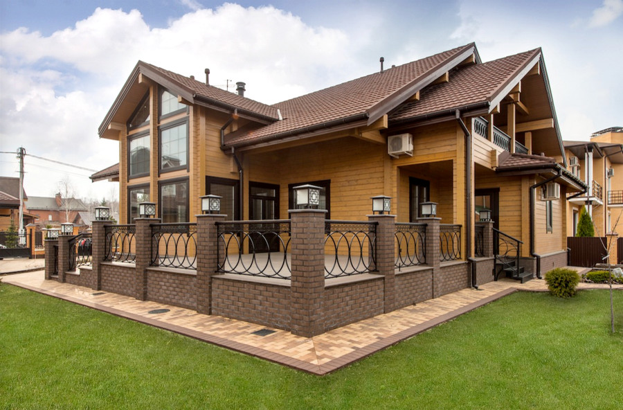 Обложка проекта: Дом "Август"