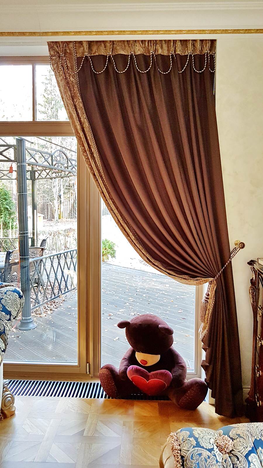 От 2-х до 15-ти: интерьерный текстиль для загородного дома в классическом стиле