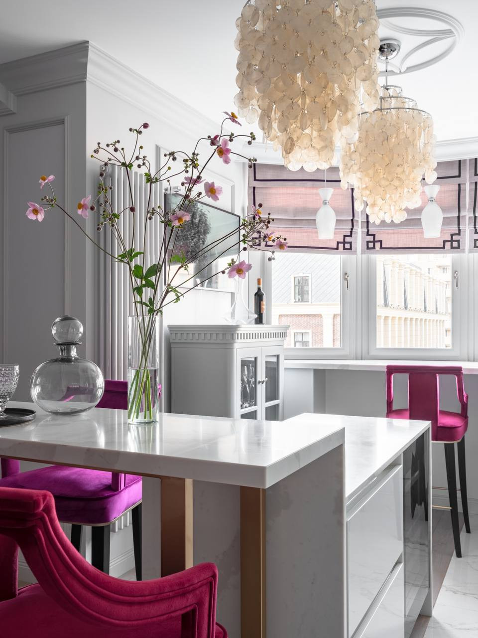 Шторы в интерьере стиля Неоклассика