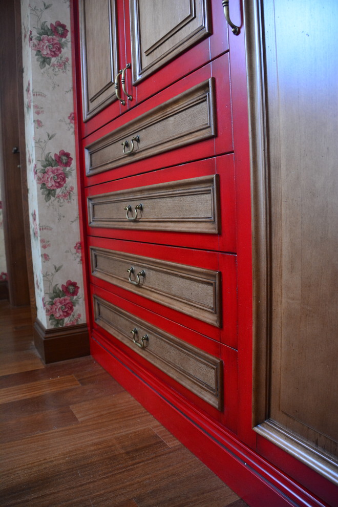 Встроенные шкафы