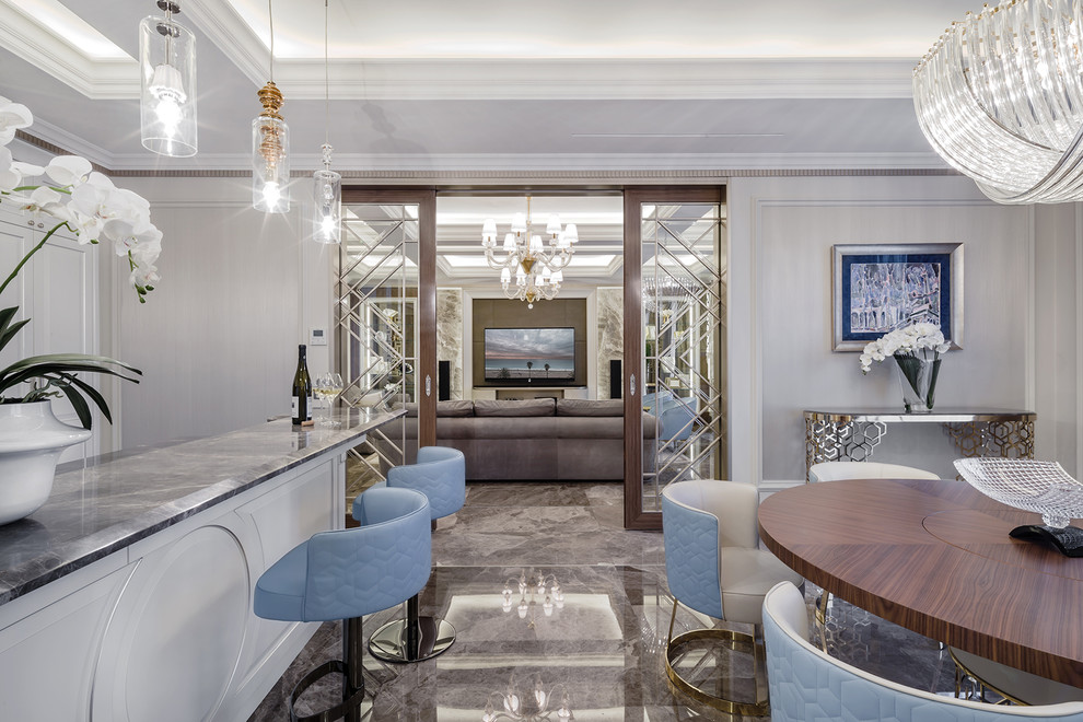 Elegant interior in Nice, France. / Элегантный интерьер апартаментов в Ницце