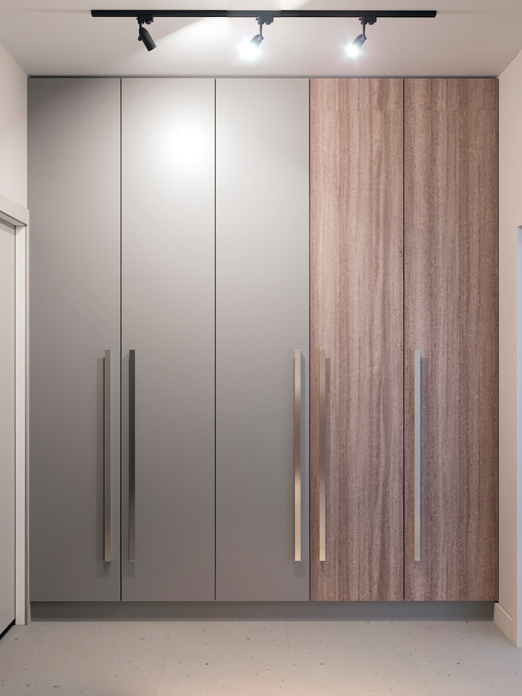 ЖК Биография