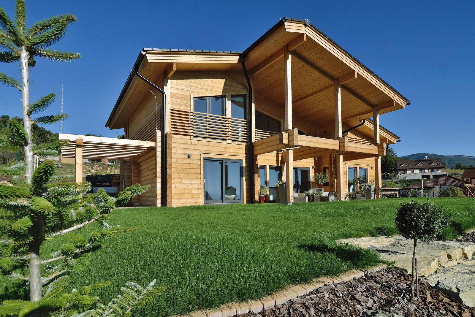 Обложка проекта: Monarda