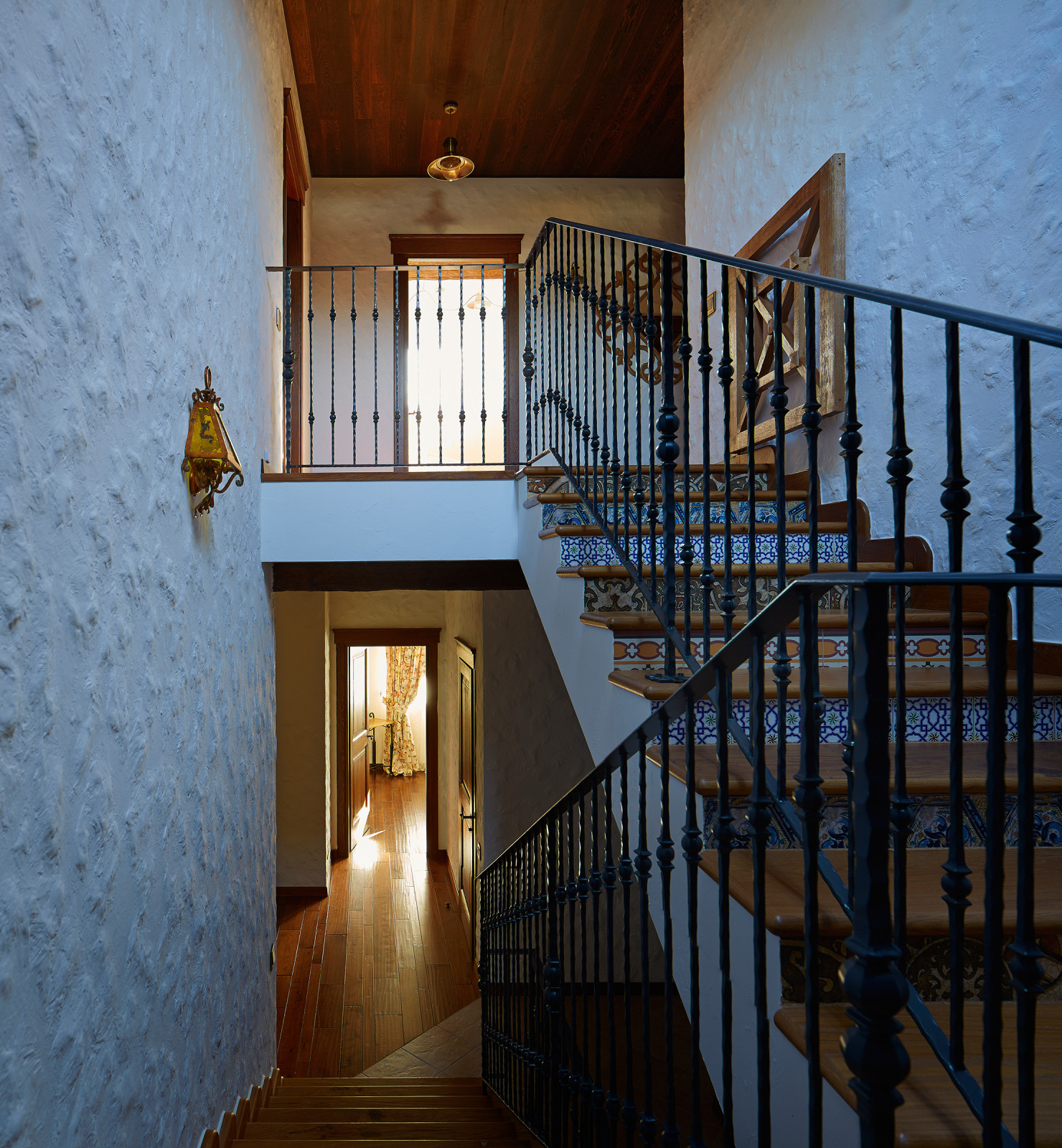 Дом в сосновом бору | Country house in a pine forest