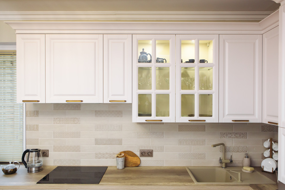 Светлая кухня-гостиная в ЖК Цивилизация