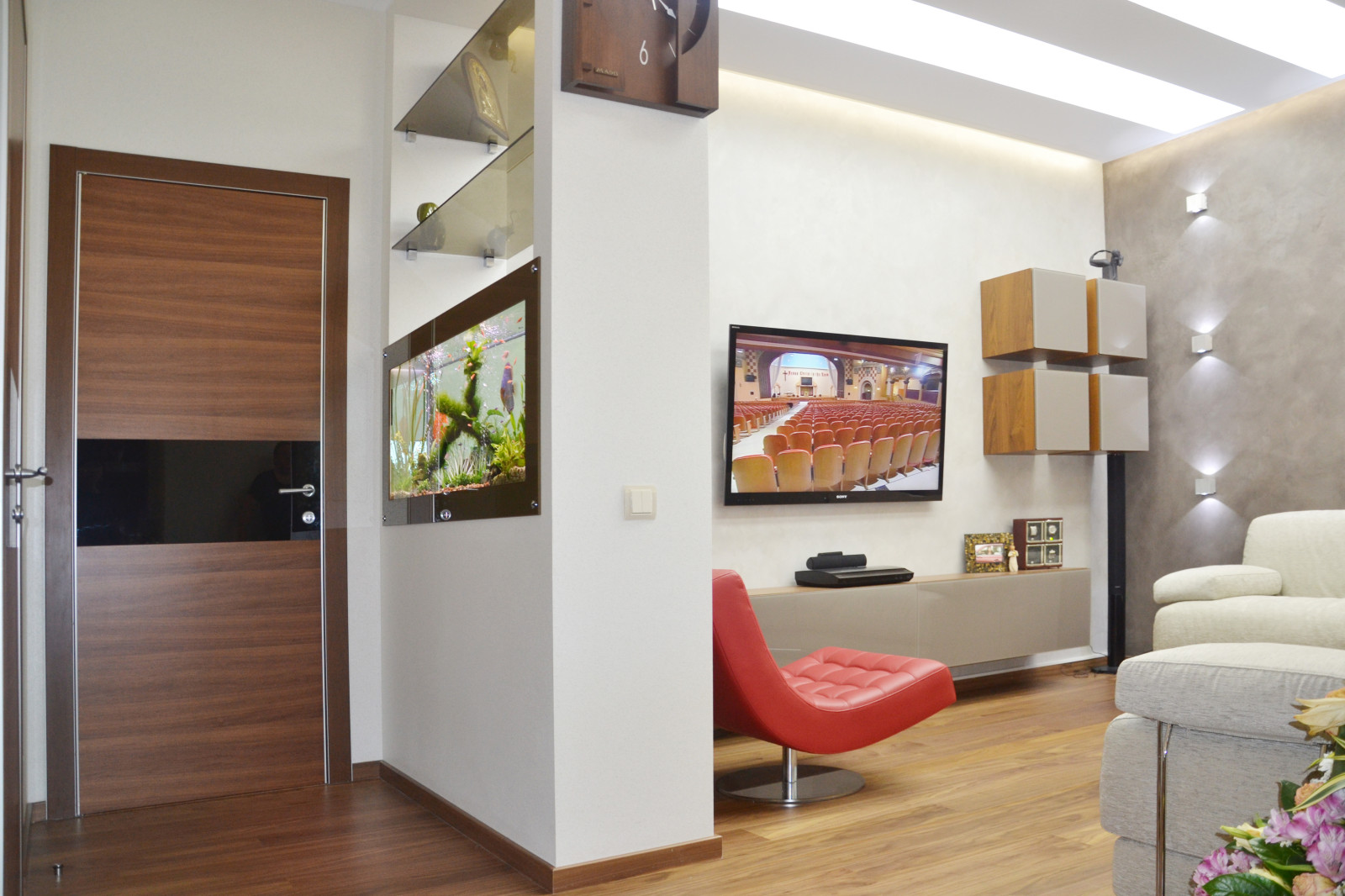 стильный интерьер для молодой семьи