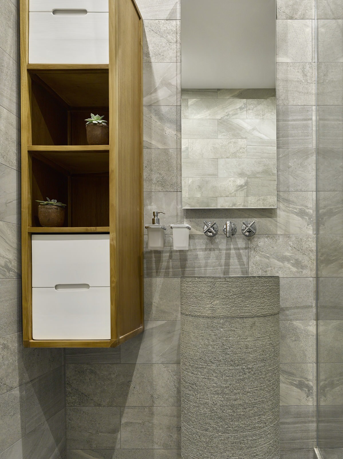 Обложка проекта: Квартира в Москве по проекту студии SODA, 28 м²