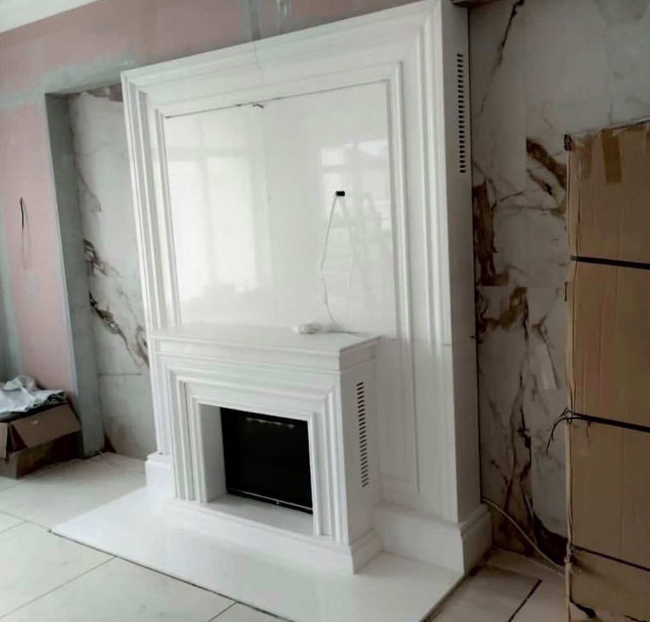 Обложка проекта: Камин из натурального мрамора