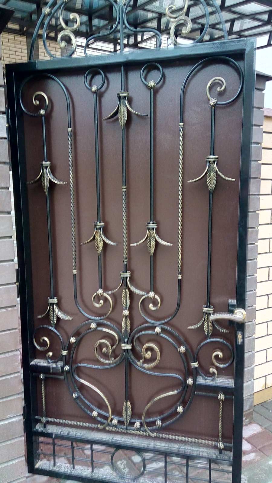 откатные кованые ворота, кованая калитка
